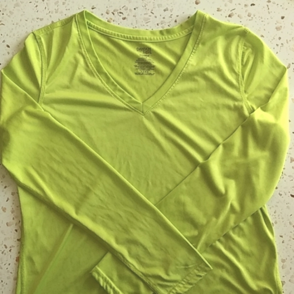 Danskin Now | Neon Green Semi-Fitted Long Sleeve Performance T-Shirt | M